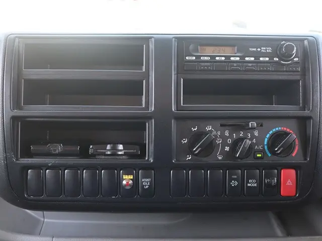 トヨタ ダイナ TKG-XZU710(2WD)の写真39