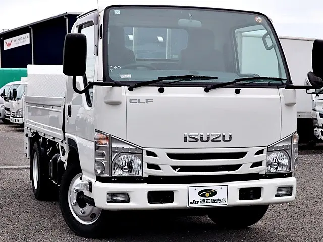 いすゞ エルフ TPG-NKR85A(2WD)の写真4