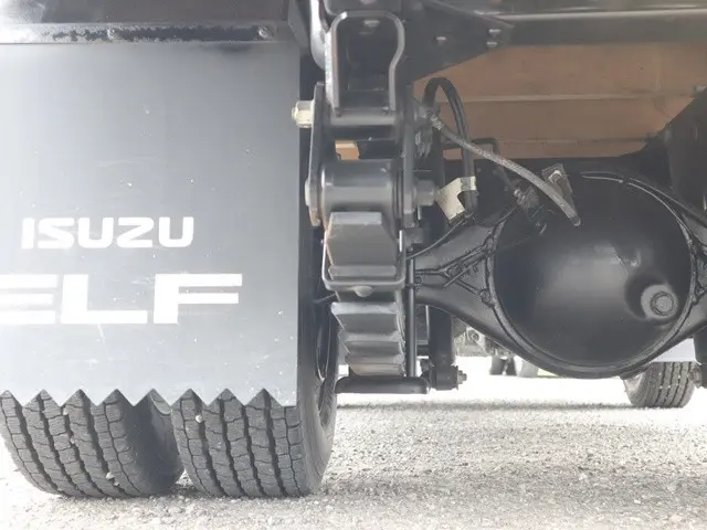 いすゞ エルフ TPG-NKR85A(2WD)の写真29