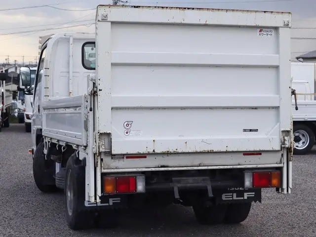 いすゞ エルフ TPG-NJR85A(2WD)の写真2