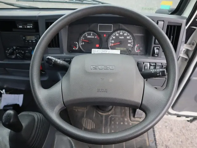 いすゞ エルフ TPG-NJR85A(2WD)の写真4