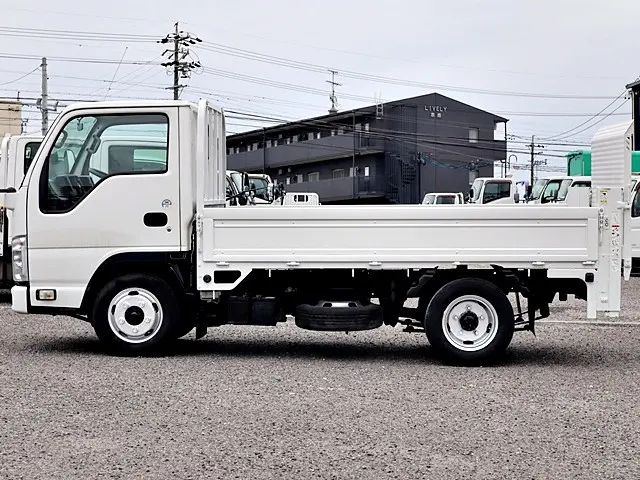 いすゞ エルフ TPG-NJR85A(2WD)の写真9