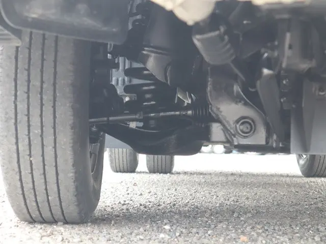いすゞ エルフ TPG-NJR85A(2WD)の写真24