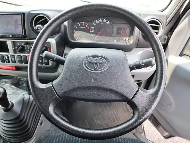 トヨタ ダイナ 2DG-GDY231(2WD)の写真4