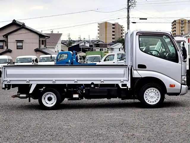 トヨタ ダイナ 2DG-GDY231(2WD)の写真8