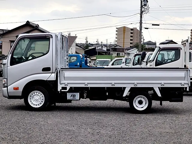 トヨタ ダイナ 2DG-GDY231(2WD)の写真9