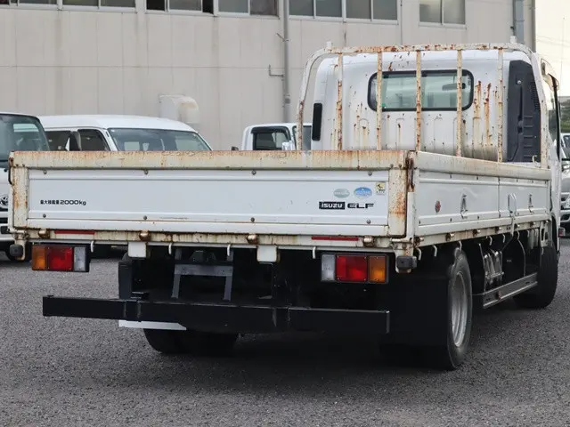 いすゞ エルフ TPG-NNR85AR(2WD)の写真2
