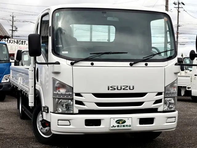 いすゞ エルフ TPG-NNR85AR(2WD)の写真4