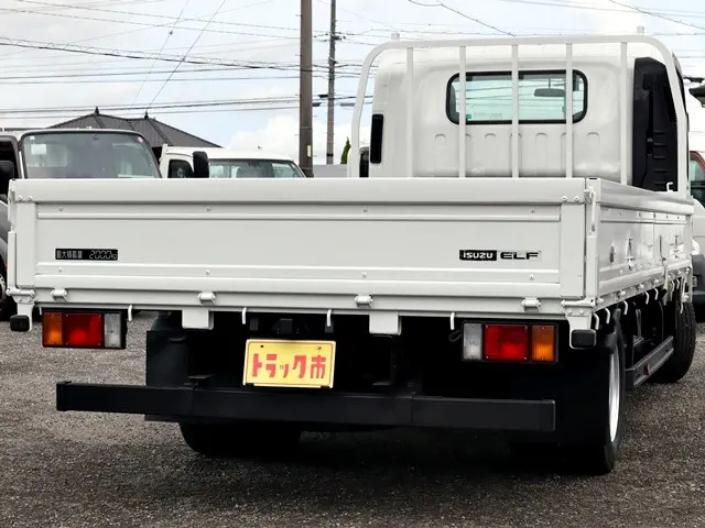 いすゞ エルフ TPG-NNR85AR(2WD)の写真5