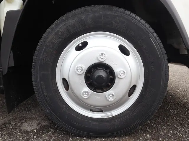 いすゞ エルフ TPG-NNR85AR(2WD)の写真22