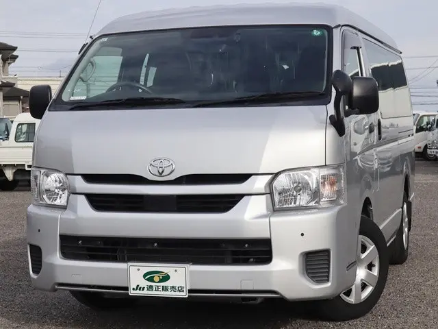 トヨタ ハイエース 3BA-TRH214W(2WD)の写真2