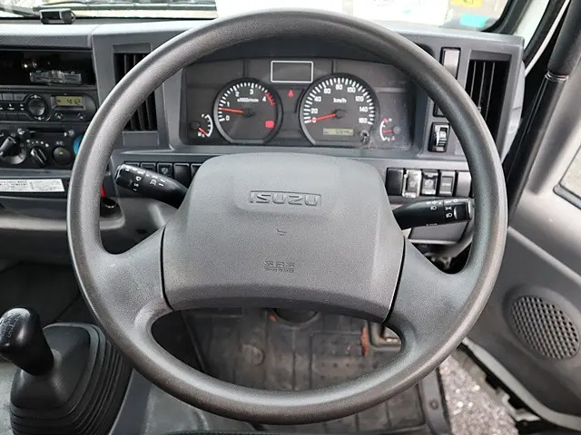 いすゞ エルフ TPG-NJR85AD(2WD)の写真4