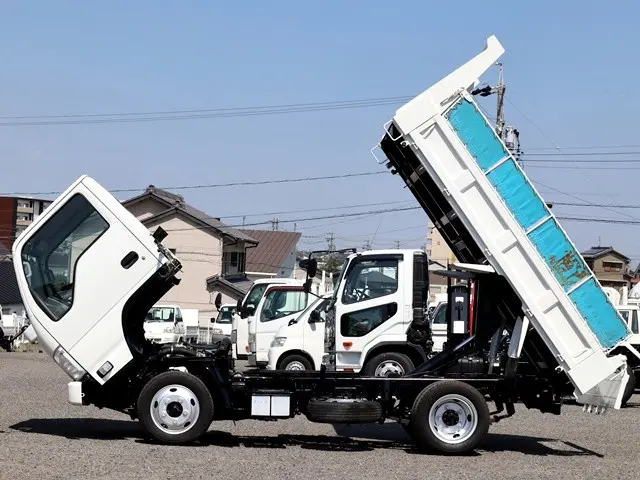 いすゞ エルフ TPG-NJR85AD(2WD)の写真14