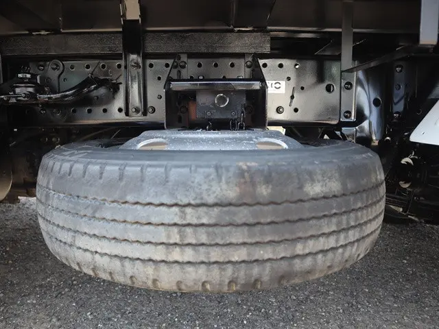 いすゞ エルフ TPG-NJR85AD(2WD)の写真21