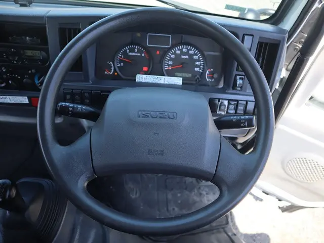 いすゞ エルフ TPG-NJR85AD(2WD)の写真35