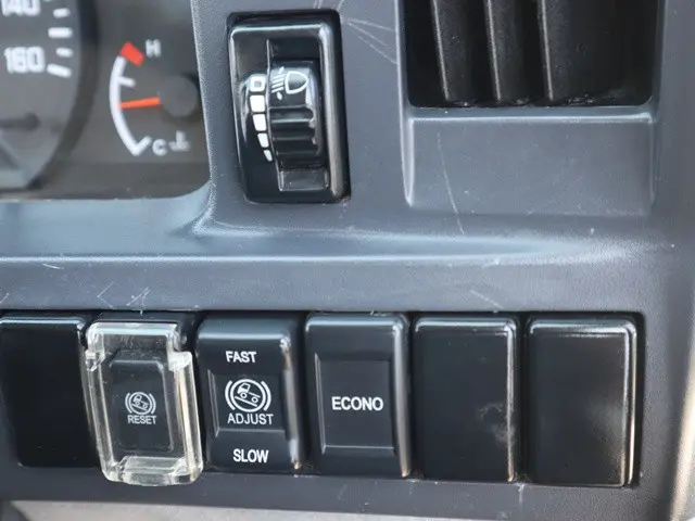 いすゞ エルフ TPG-NJR85AD(2WD)の写真39