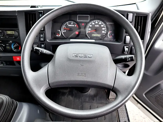 いすゞ エルフ TRG-NPR85AR(2WD)の写真4