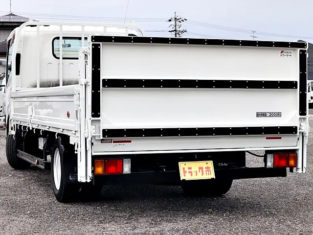 いすゞ エルフ TRG-NPR85AR(2WD)の写真7