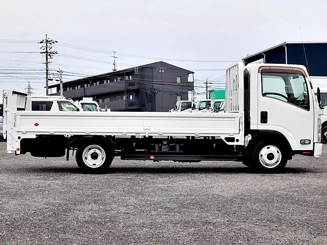 いすゞ エルフ TRG-NPR85AR(2WD)の写真8
