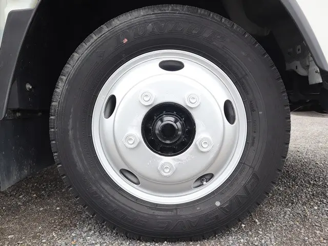 いすゞ エルフ TRG-NPR85AR(2WD)の写真23