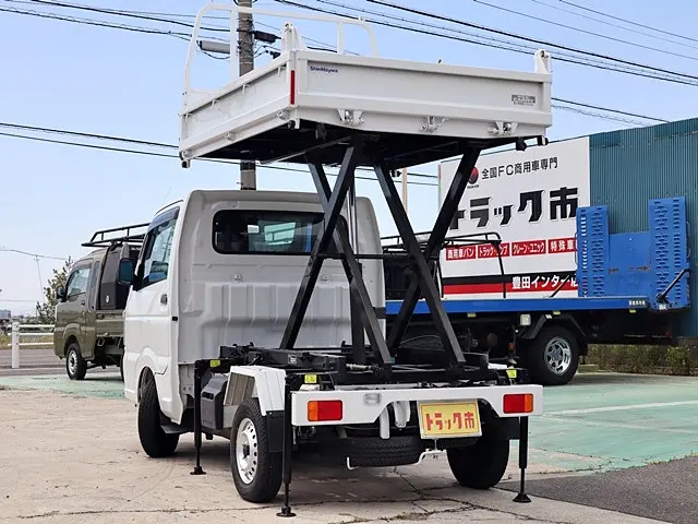 スズキ キャリイ 3BD-DA16T(4WD)の写真16