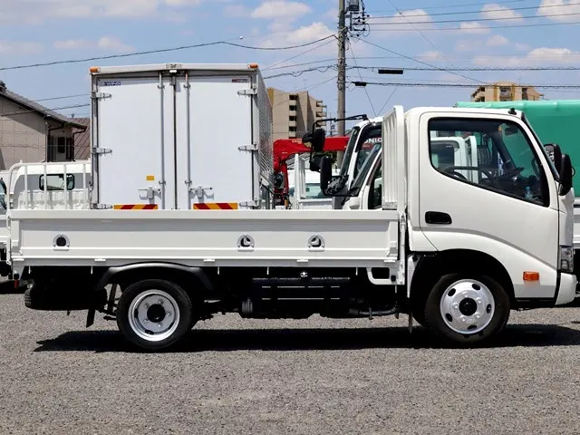 トヨタ ダイナ TPG-XZC605(2WD)の写真8