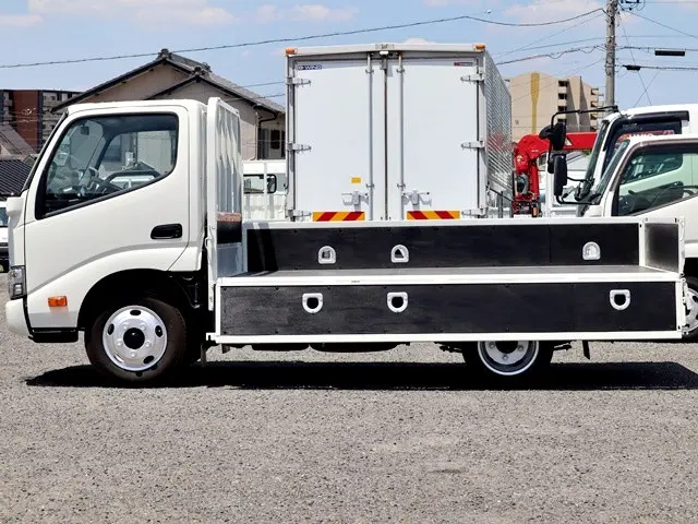 トヨタ ダイナ TPG-XZC605(2WD)の写真13