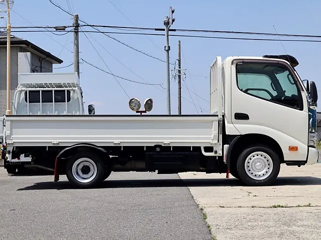 トヨタ ダイナ 3BF-TRY230(2WD)の写真8