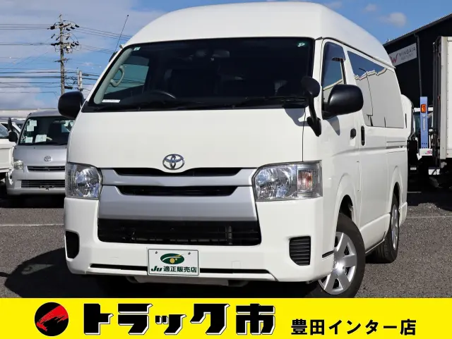 トヨタ ハイエースレジアス LDF-KDH206K(4WD)の写真1