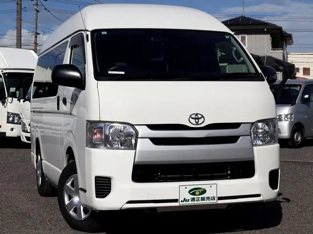 トヨタ ハイエースレジアス LDF-KDH206K(4WD)の写真4