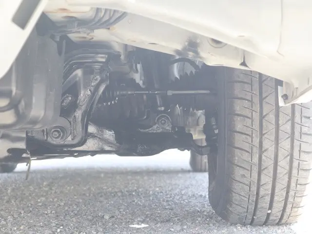 トヨタ ハイエースレジアス LDF-KDH206K(4WD)の写真28