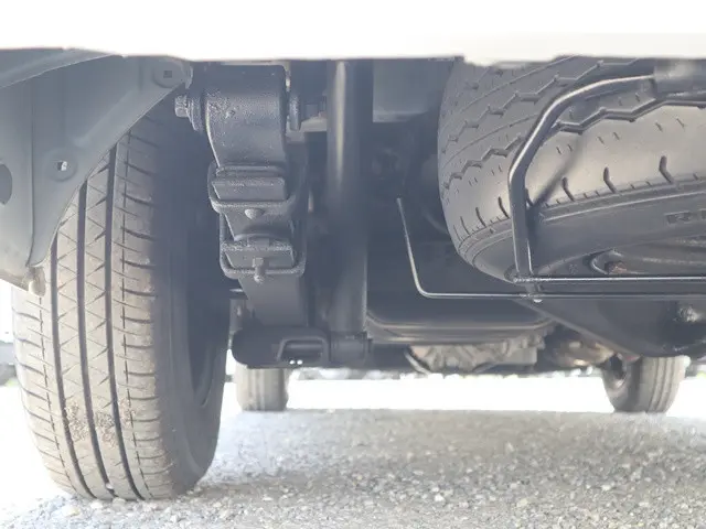 トヨタ ハイエースレジアス LDF-KDH206K(4WD)の写真31