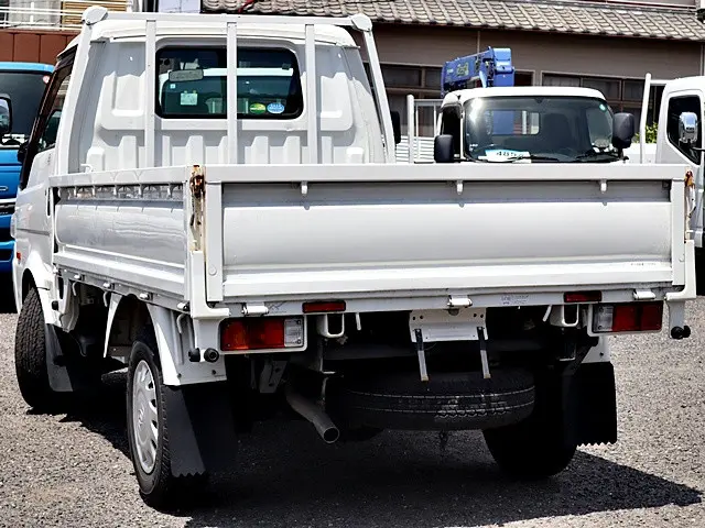 マツダ ボンゴトラック DBF-SLP2T(2WD)の写真2