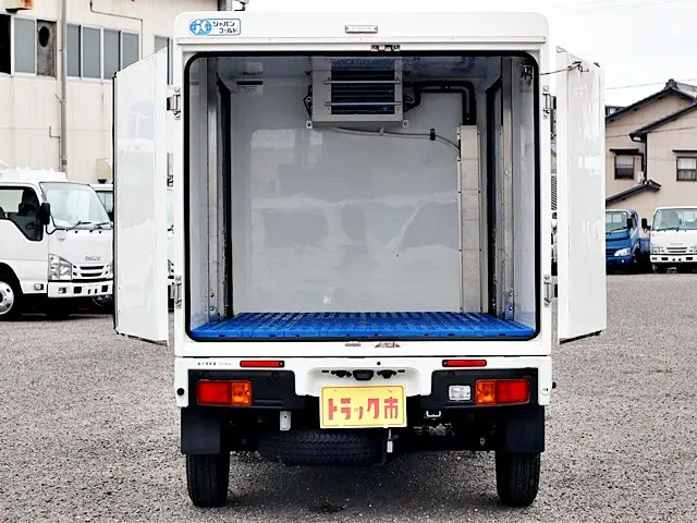ダイハツ ハイゼットトラック 3BD-S500P(2WD)の写真12