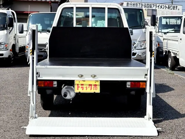 トヨタ ライトエーストラック GK-KM70(2WD)の写真11