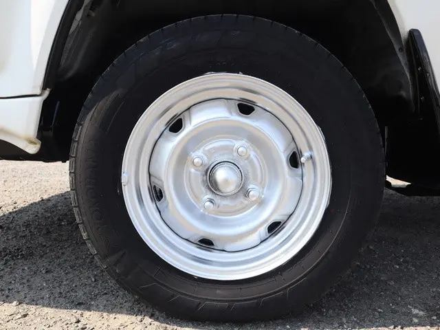 トヨタ ライトエーストラック GK-KM70(2WD)の写真25