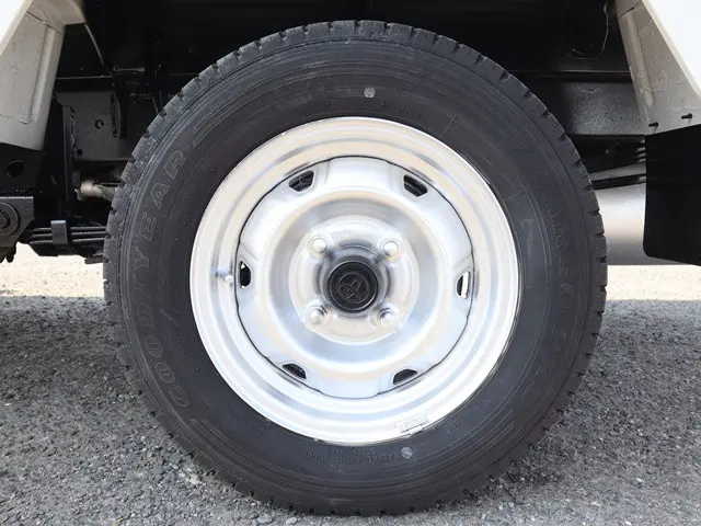 トヨタ ライトエーストラック GK-KM70(2WD)の写真26