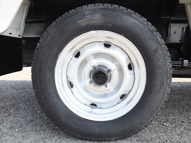 トヨタ ライトエーストラック GK-KM70(2WD)の写真29