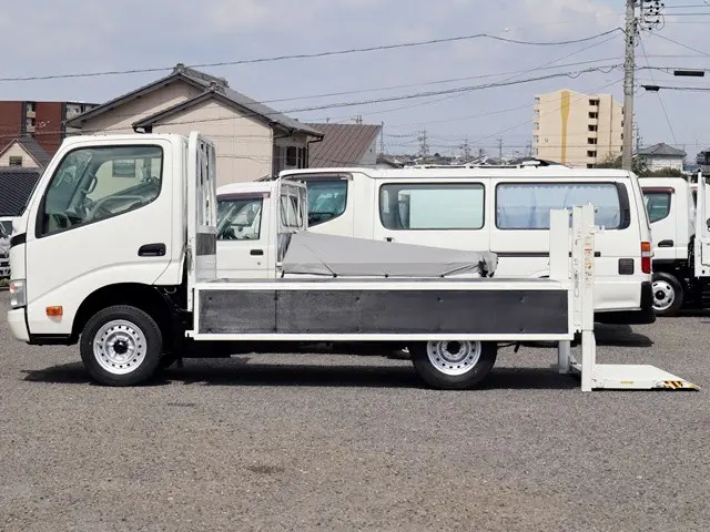 トヨタ トヨエース ABF-TRY230(2WD)の写真13