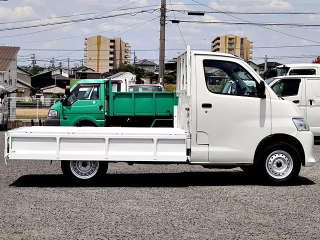 マツダ ボンゴトラック 5BF-S403F(2WD)の写真10