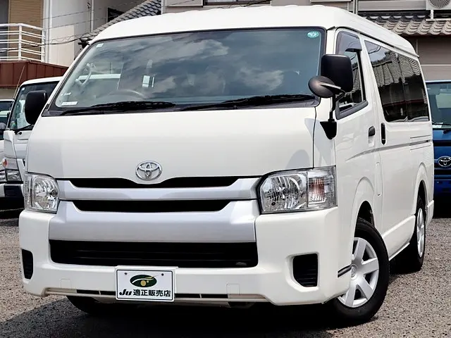 トヨタ ハイエース CBA-TRH214W(2WD)の写真2