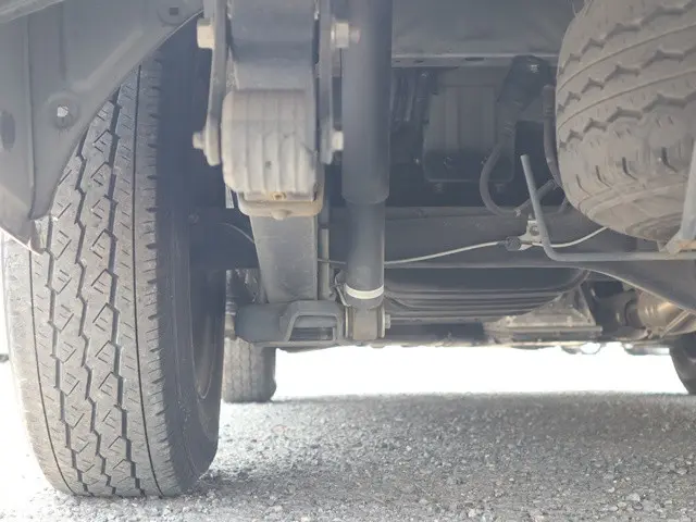 トヨタ ハイエース CBA-TRH214W(2WD)の写真26