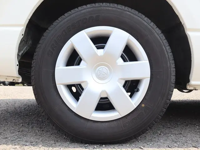 トヨタ ハイエース CBA-TRH214W(2WD)の写真28