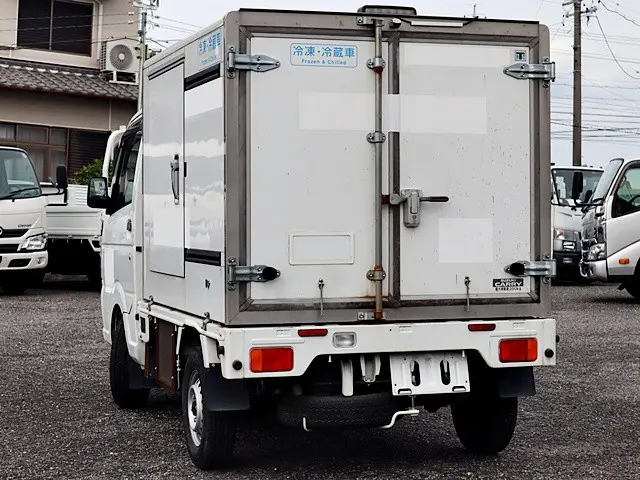 スズキ キャリイ EBD-DA16T(2WD)の写真2