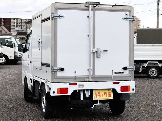 スズキ キャリイ EBD-DA16T(2WD)の写真7