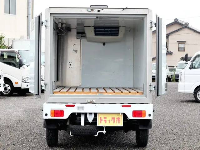 スズキ キャリイ EBD-DA16T(2WD)の写真11