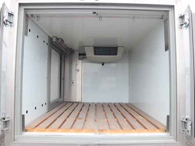 スズキ キャリイ EBD-DA16T(2WD)の写真12