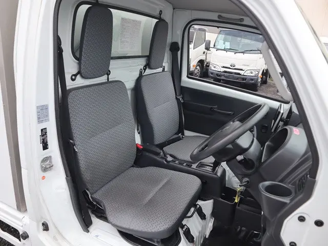 スズキ キャリイ EBD-DA16T(2WD)の写真32