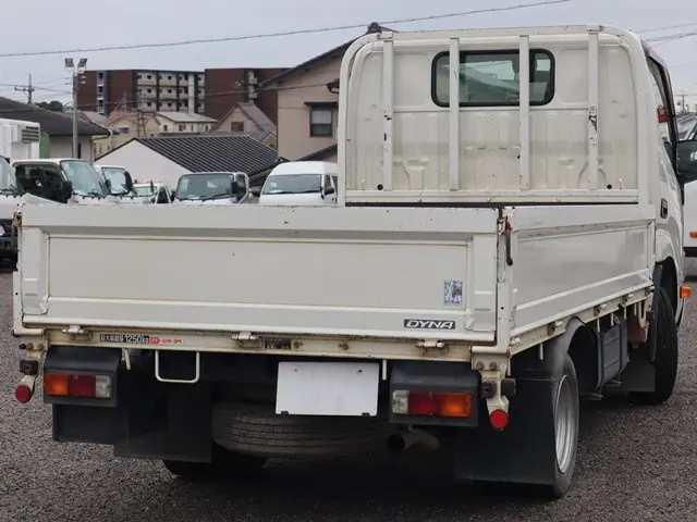 トヨタ ダイナ 3BF-TRY230(2WD)の写真3