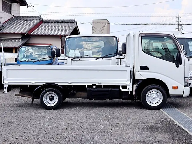 トヨタ ダイナ 3BF-TRY230(2WD)の写真8